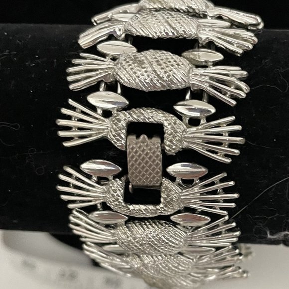 Vintage Sarah Coventry bracelet - Picture 1 of 6